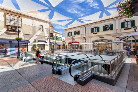 designer outlet malaga club.